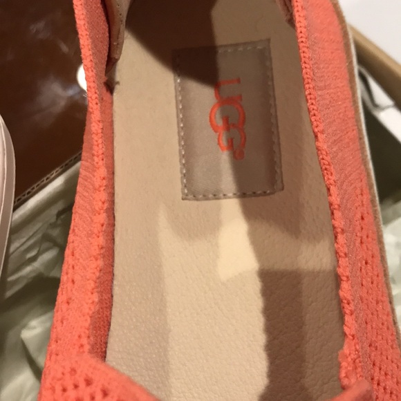 New UGG slip on shoes. - Picture 2 of 7